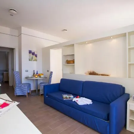Sleeps 6 Pool T421690 Apartment